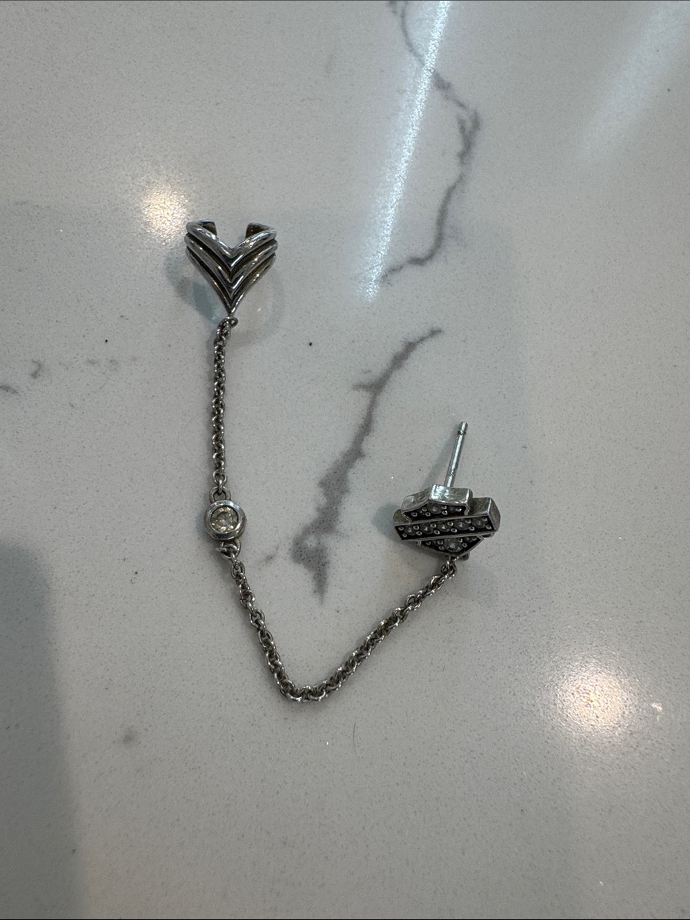 Harley-Davidson Sterling Silver Double Chevron Chain Ear Jacket - Silver